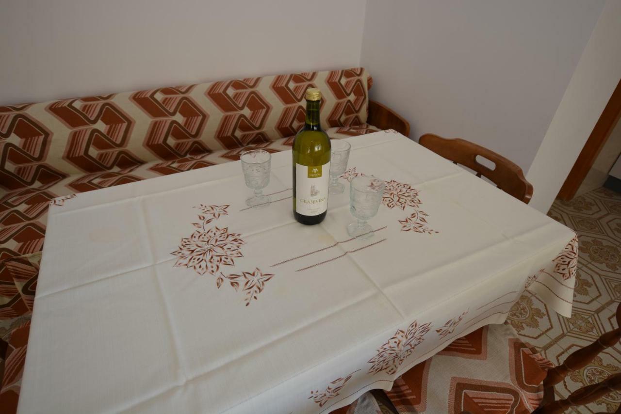 Apartment Nadica Punat Exterior foto